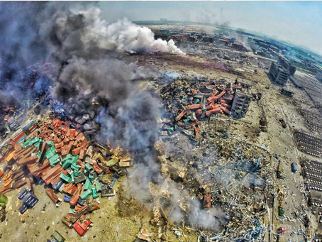 無人機(jī)航拍天津?yàn)I海新區(qū)爆炸事件現(xiàn)場