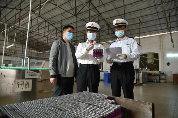 <a href='http://m.zdgcsg.com' title='危險品運輸' >危險品運輸</a>