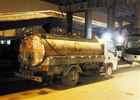 <a href='http://m.zdgcsg.com' title='危險(xiǎn)品貨運(yùn)' >危險(xiǎn)品貨運(yùn)</a>